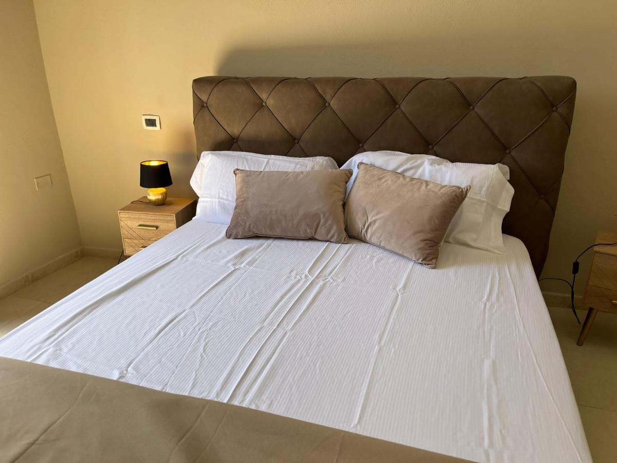 Suite Sardinia Holiday Кальяри Экстерьер фото